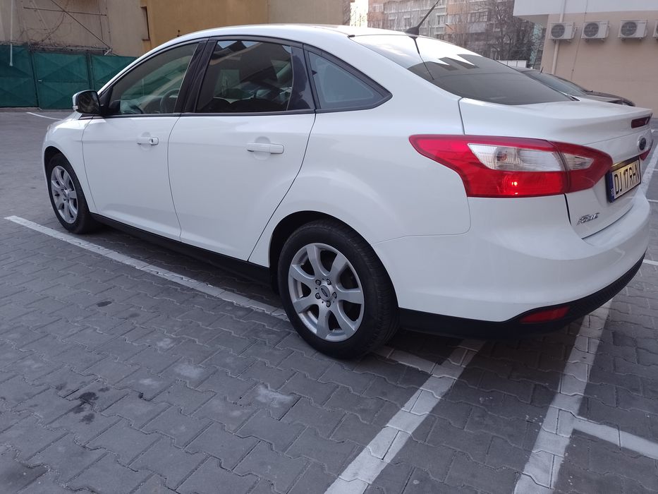 Vând Ford focus lll