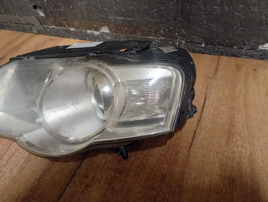 Far Stanga VW Passat B6 An 2005-2011 Original Halogen Europa