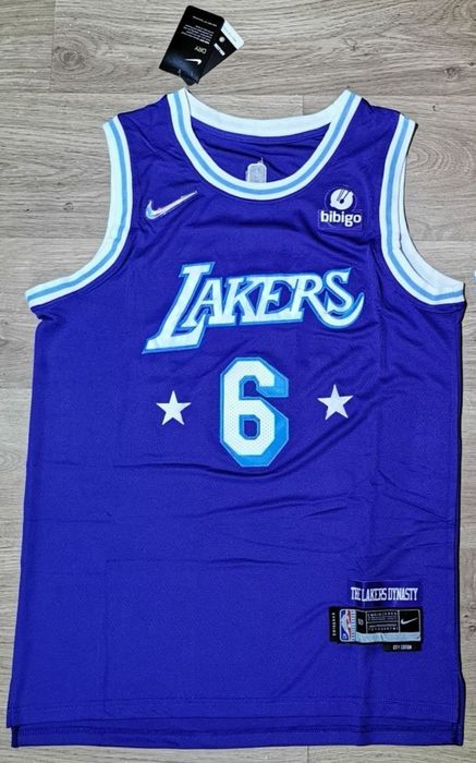 Maieuri de baschet cu LeBron James