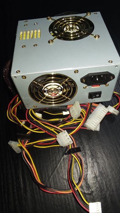 Продам компьютерный блок питания БП