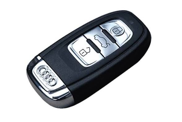 Програмиране, обучаване и нарязване на ключове на Mercedes, Audi, Vw, Bmw и други автомобили