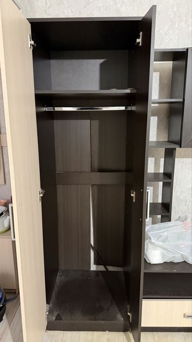 Продам стенку б/у срочно