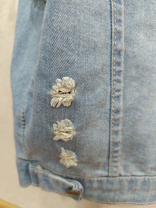 Джинсовая жилетка на девочку