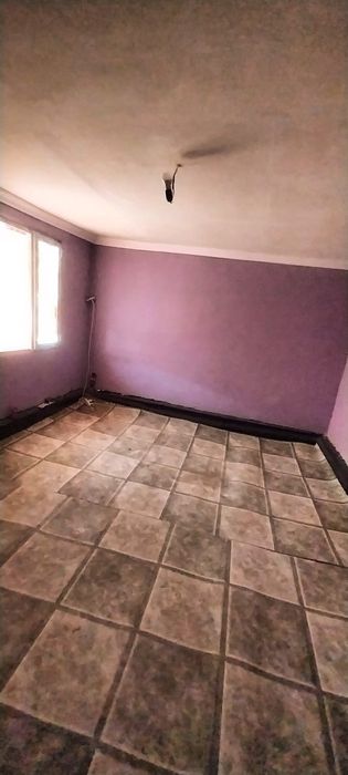 Киргилида ховли уй сотилади