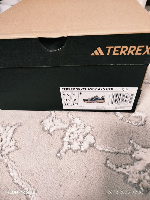 Кроссовки Адидас , оригинал