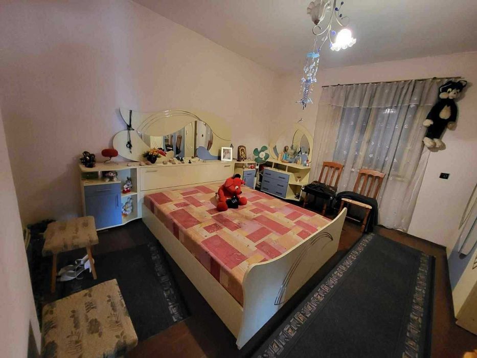 Продава се Къща в Луковит - 130 кв.м за 424 €/кв.м - Снимка #3