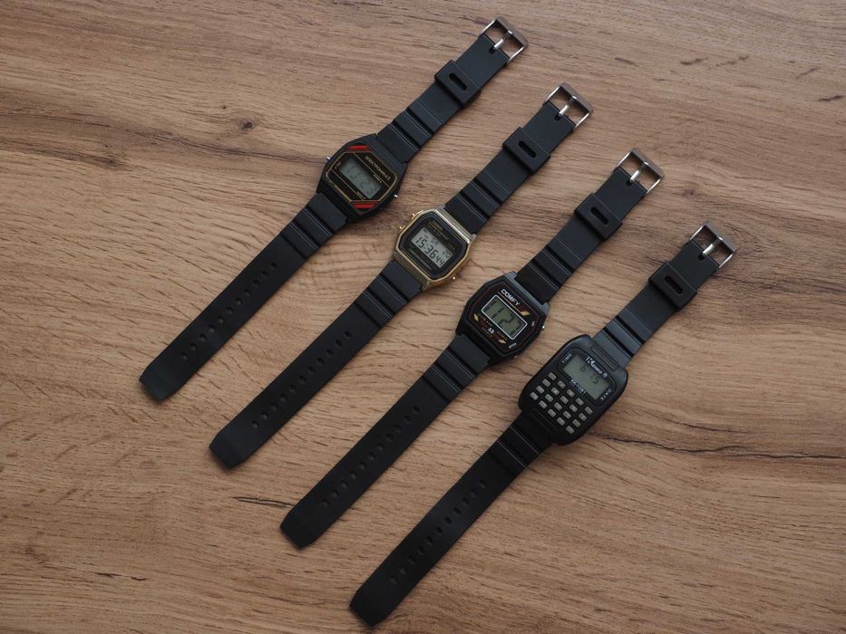 LOT de 4 ceasuri electronice retro: Casio, Elektronika etc. calculator