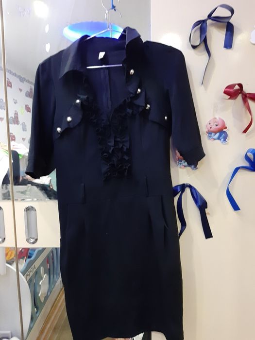 Продаю платья кофты юбки штаны