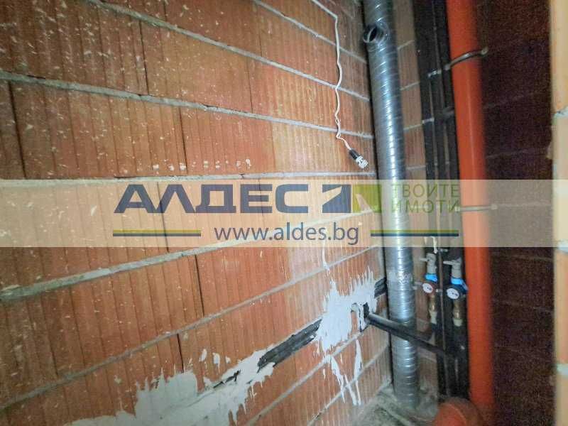 Продава се Тристаен апартамент в София, Банишора - 91 кв.м за 2341 €/кв.м - Снимка #13