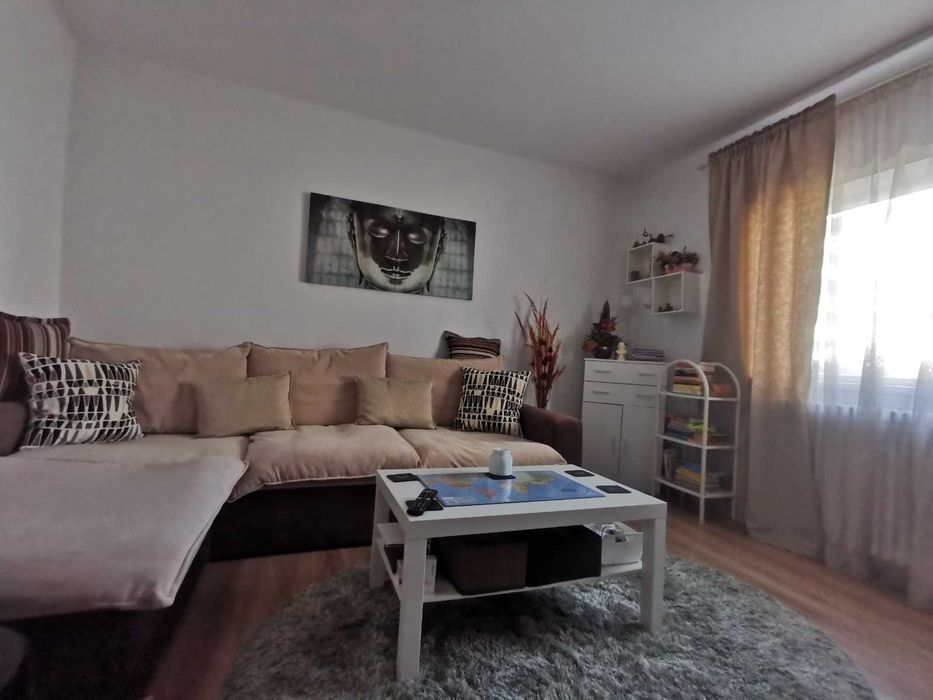 Proprietar, inchiriez casa 3 dormitoare