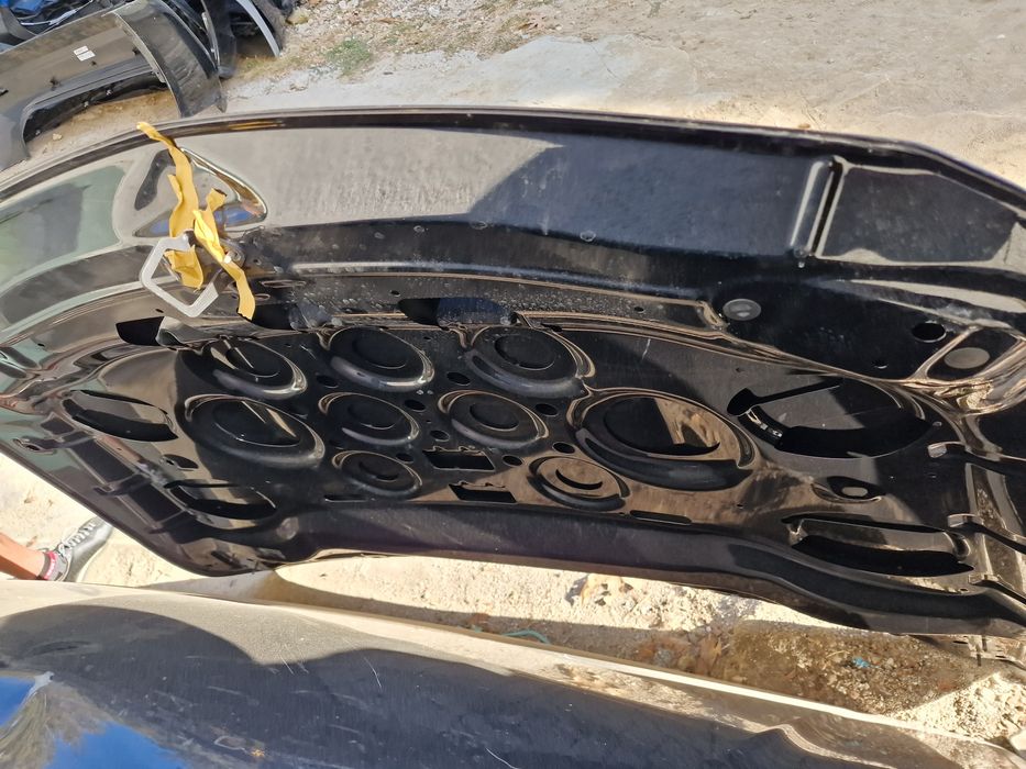 Mercedes Benz  GLA 2018 преден капак