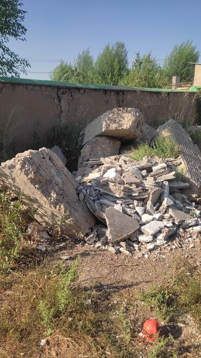 Строй материалы  блужник фундамент.