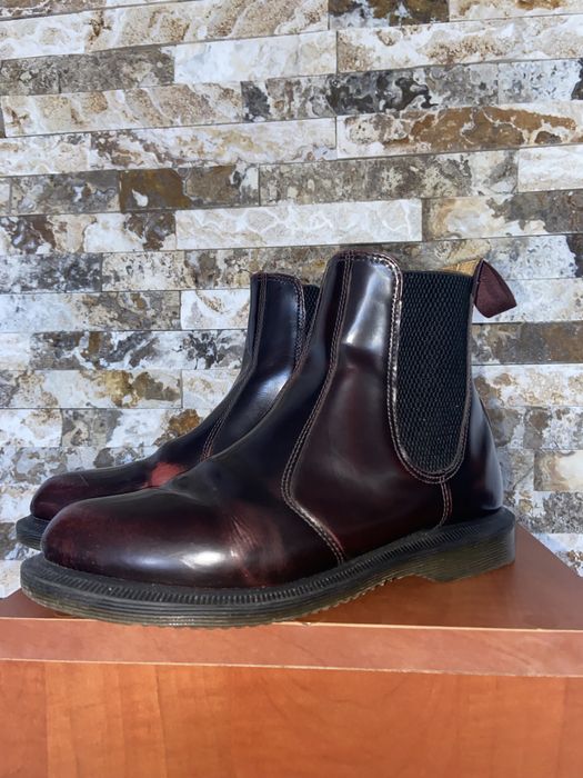 Chelsea boots Dr. Martens