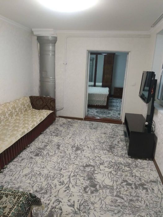 Сдается 3 ком Участок Дом Метро Ойбек. Госпитальный