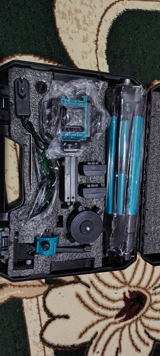 Лазерный уровень 4D Мк  D16