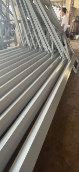 Yol belgilari uchun temir stoyka