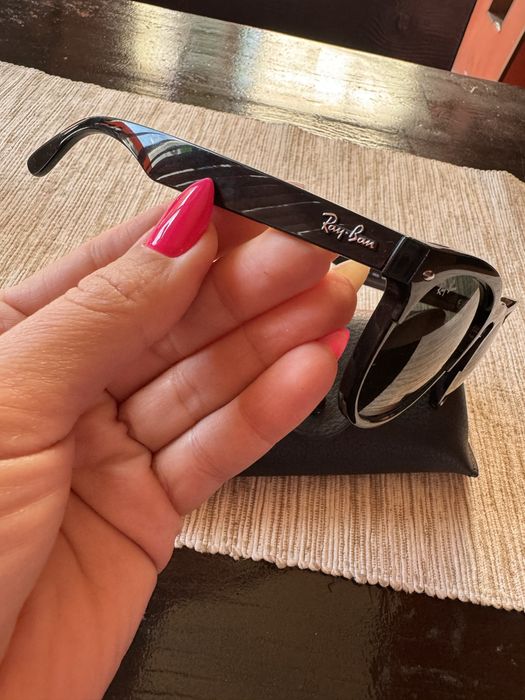 Очила Ray Ban,носени броени пъти ,като нови !