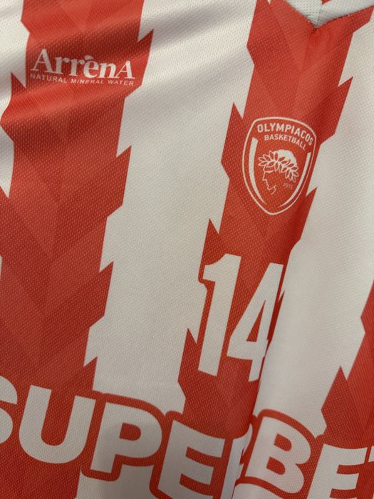 Olympiacos Vezenkov Euroleague basketball