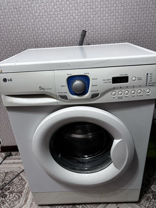 Срочно продаю стиральную машинку