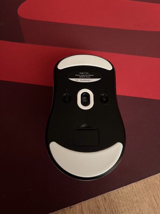 Продам мышь DragonFly F1 Pro и ковёр