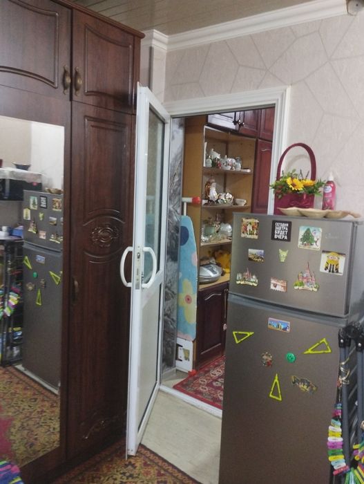 Продаю однокомнатный небольшой дом В Яшнобадском районе.