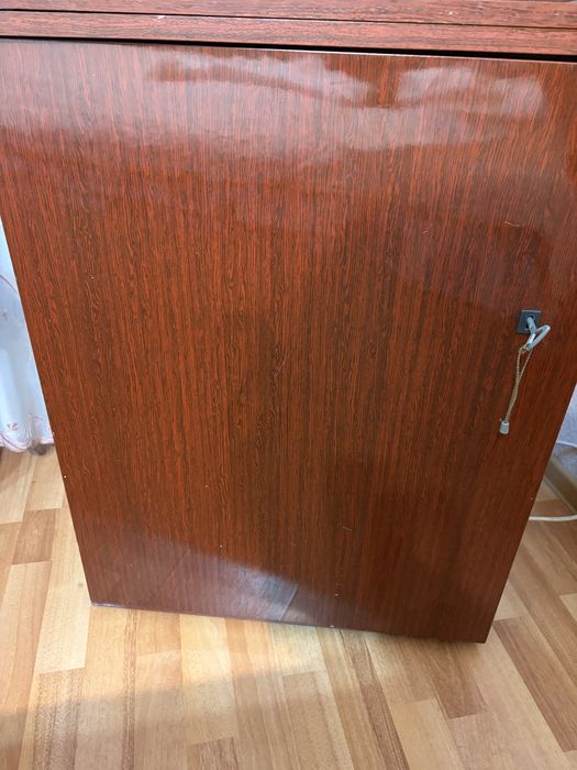 Продам швейную машинку