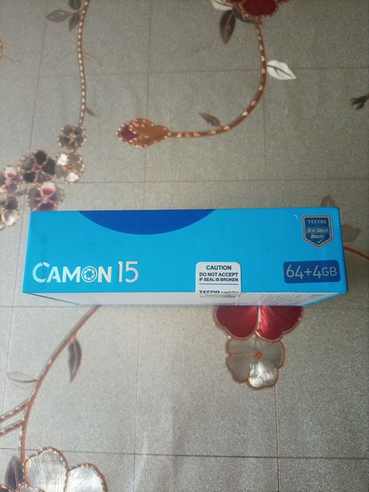 Смартфон TECHO CAMON 15