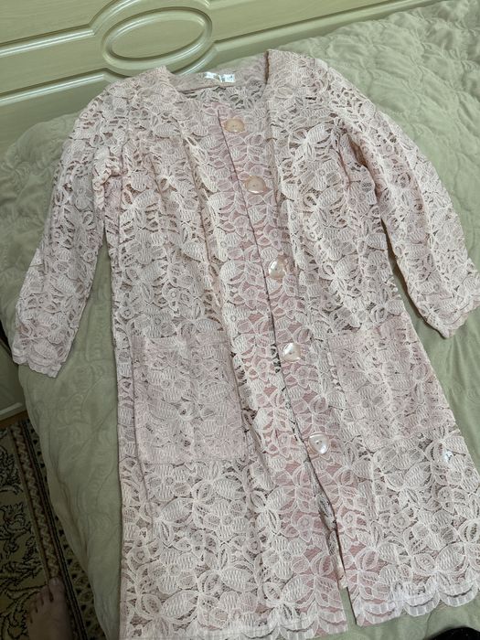 Платье разные  есть