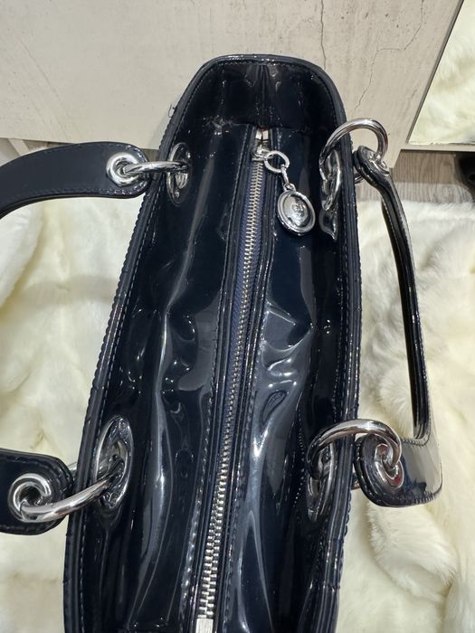 Dior сумочка 10000 тг