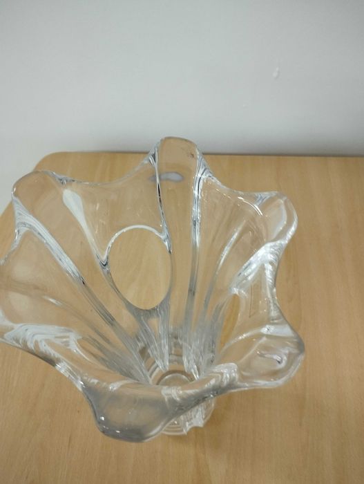 Ваза от кристал и стъкло