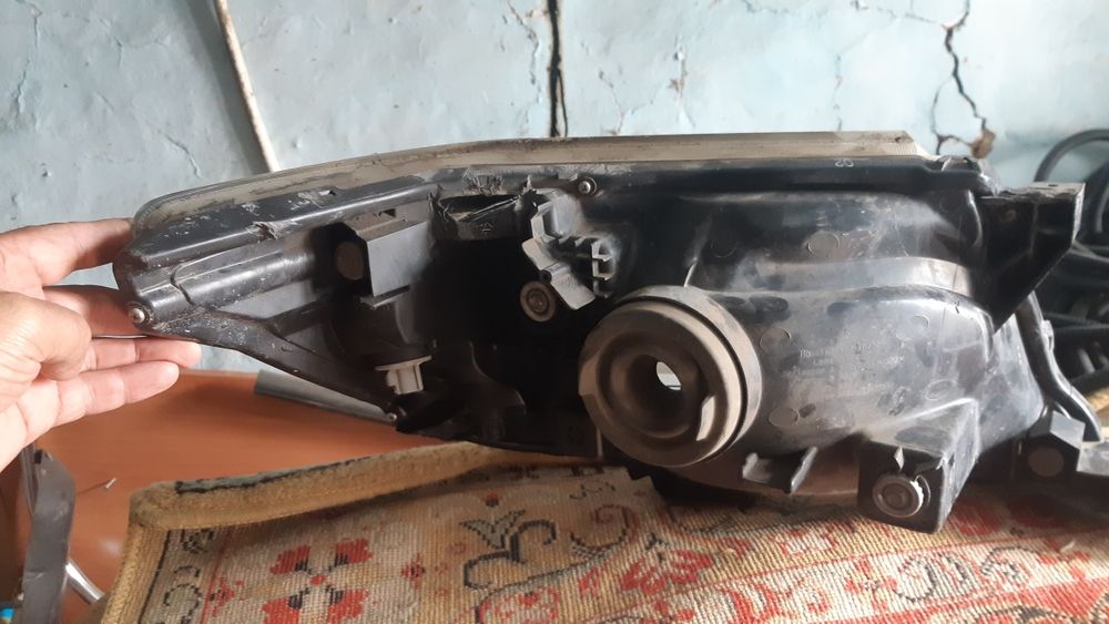 Продам фары от машины