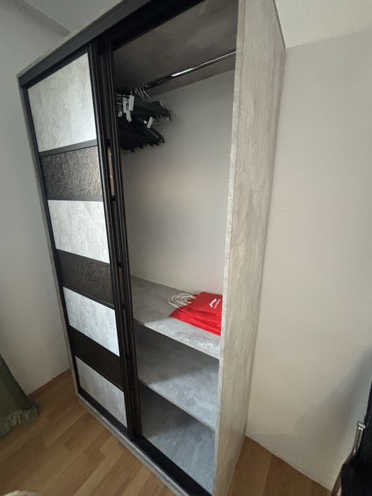 Шкаф доя одежды