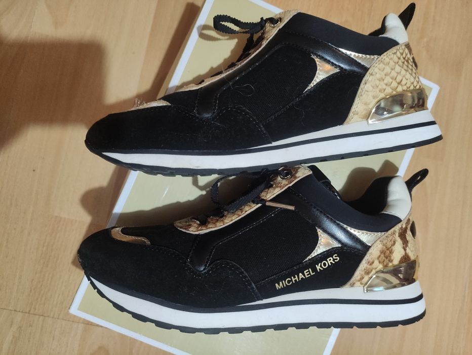 Michael Kors оригинални маратонки!!!