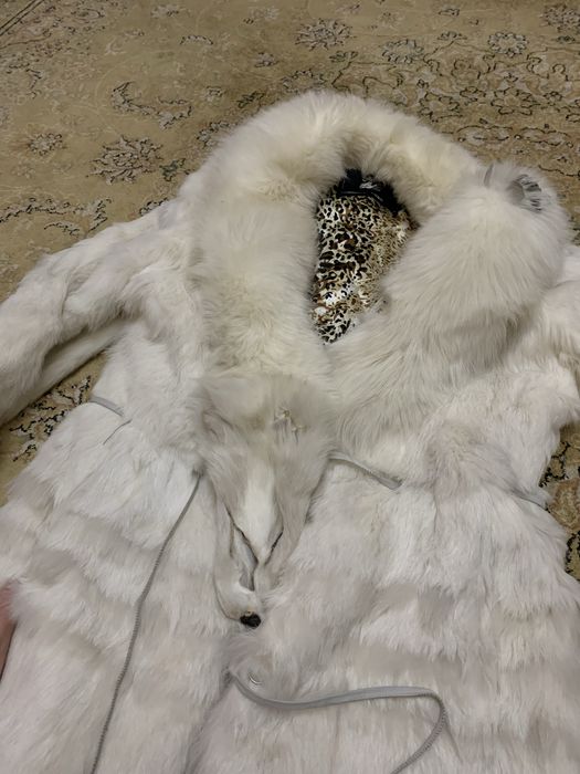 Продам натуральную шубу из лисы