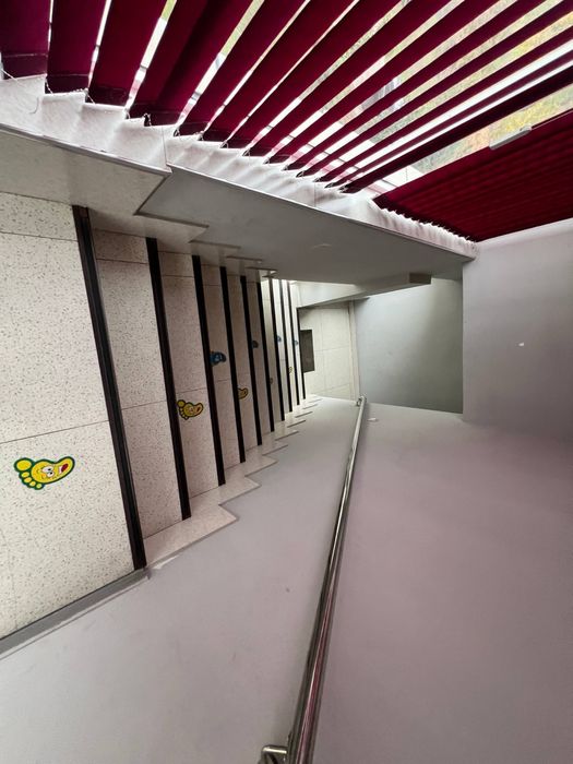 Срочно Продаётся отдельно стоящие здания 1 линия вдоль дороге