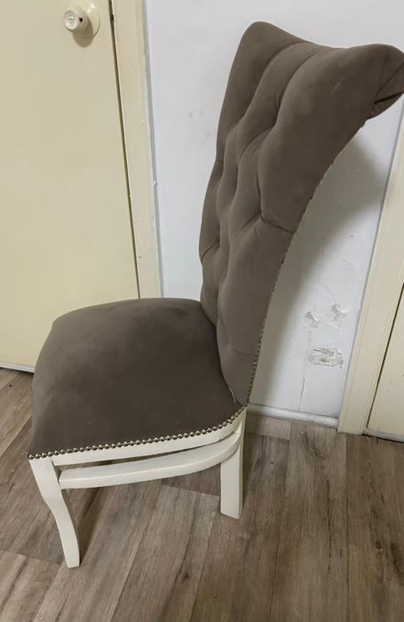 Стулья гостинная / кухня