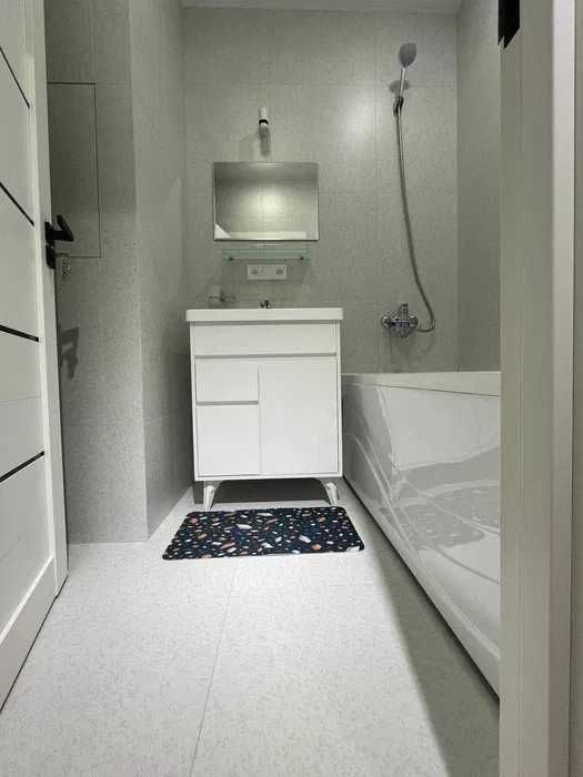 Сдаеться отличная 1-комнатная квартира! Авиасозлар, Кадышева! 1*