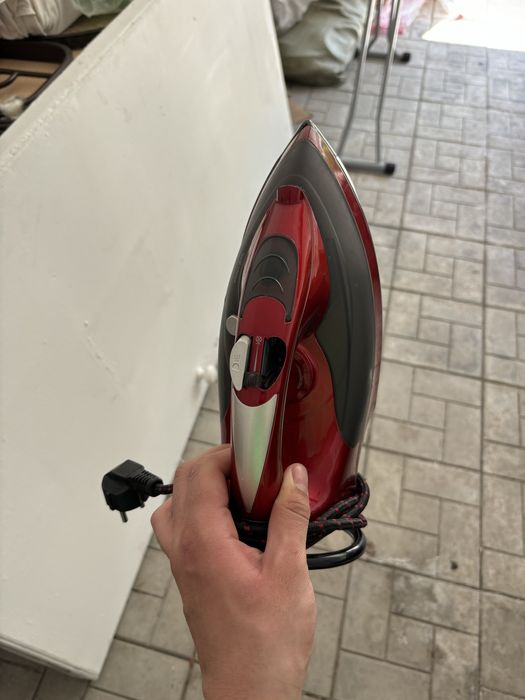 Продам утюг