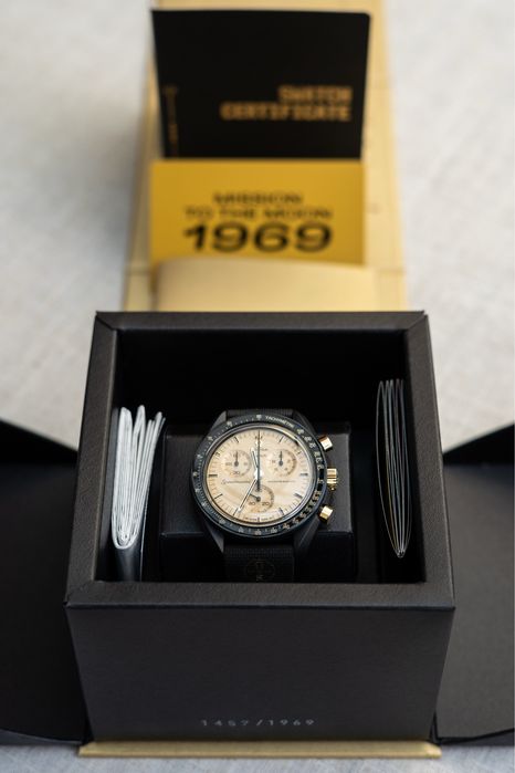 Omega x Swatch  MoonSwatch 1969 - Ediție Limitată cu 11g Aur 18K (Full Set, BNIB)