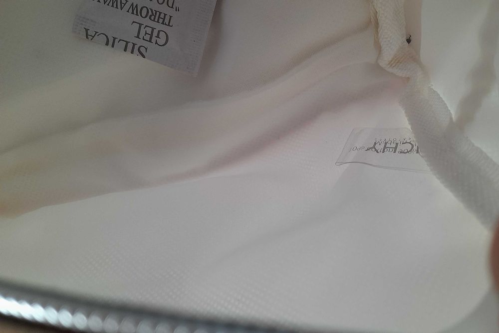 Несесер Виши Vichy