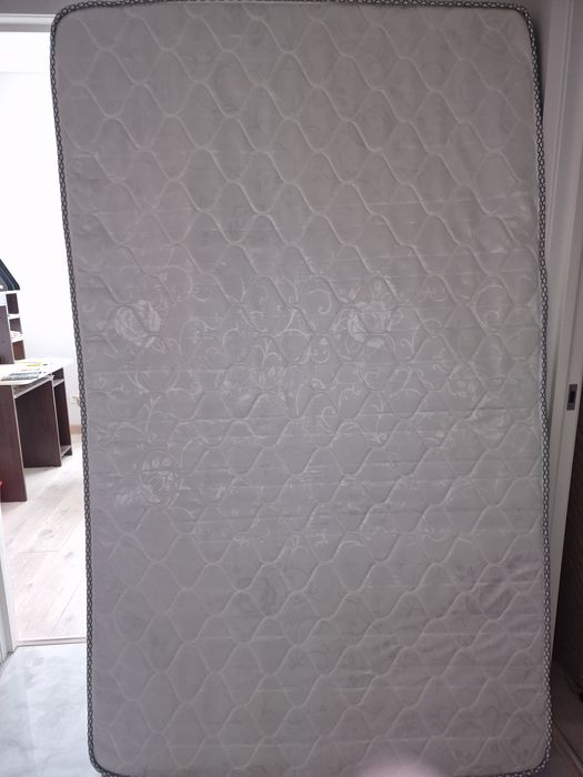 Матрас  120см×200см