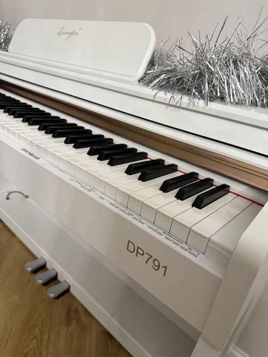Цифровое фортепиано СКИДКА!