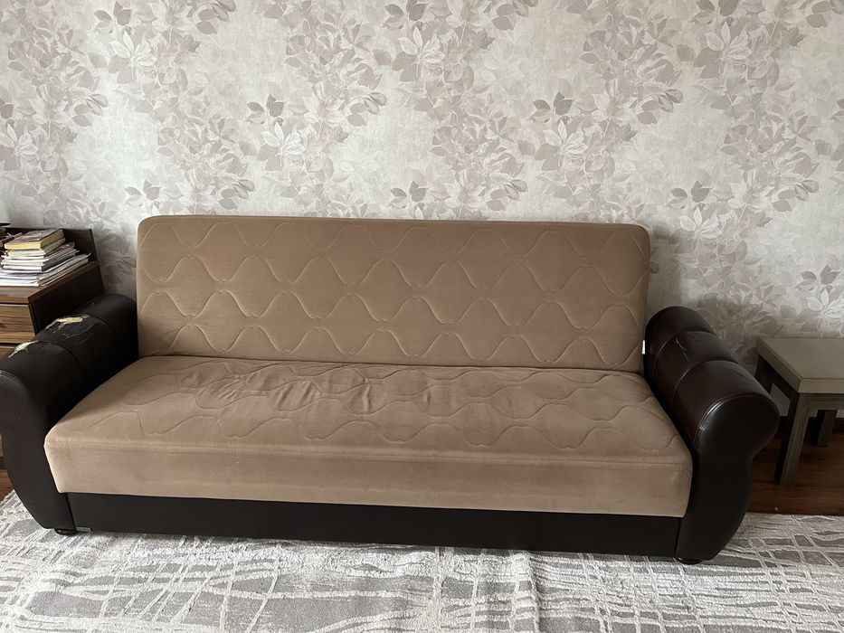 Диван в хорошем состоянии срочноо