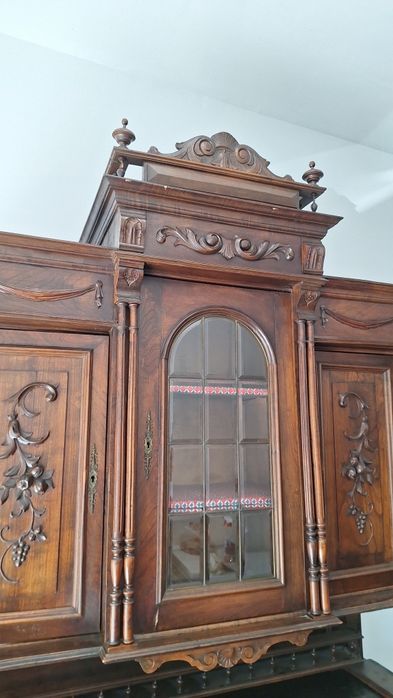 Dulap de sufragerie