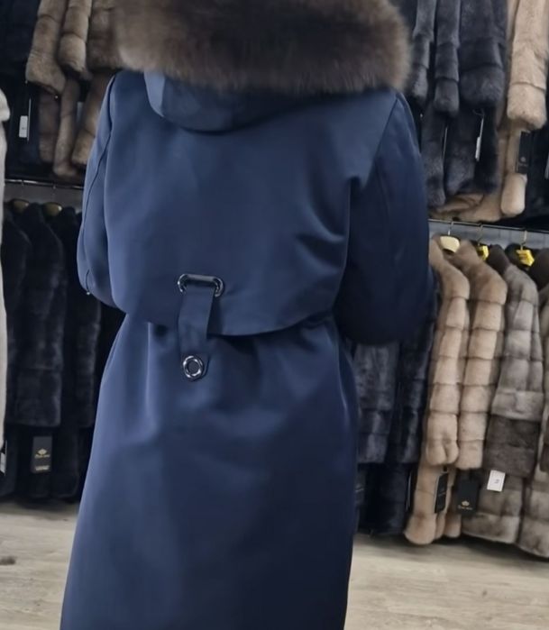 Продам парка 46-48рр