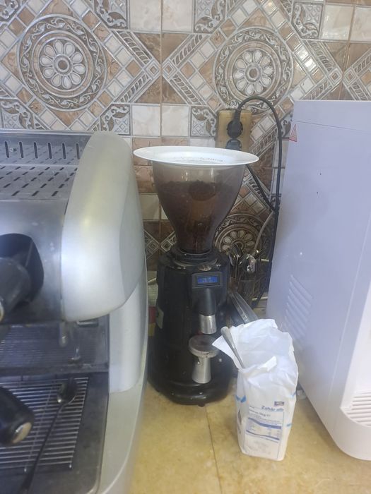 râșniță de cafea.