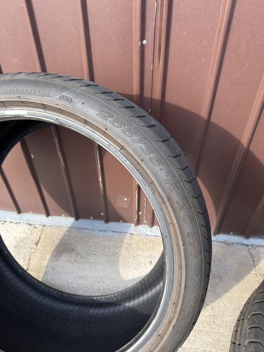 Vand 4 Anvelope  Cauciucuri vara Pirelli  P zero