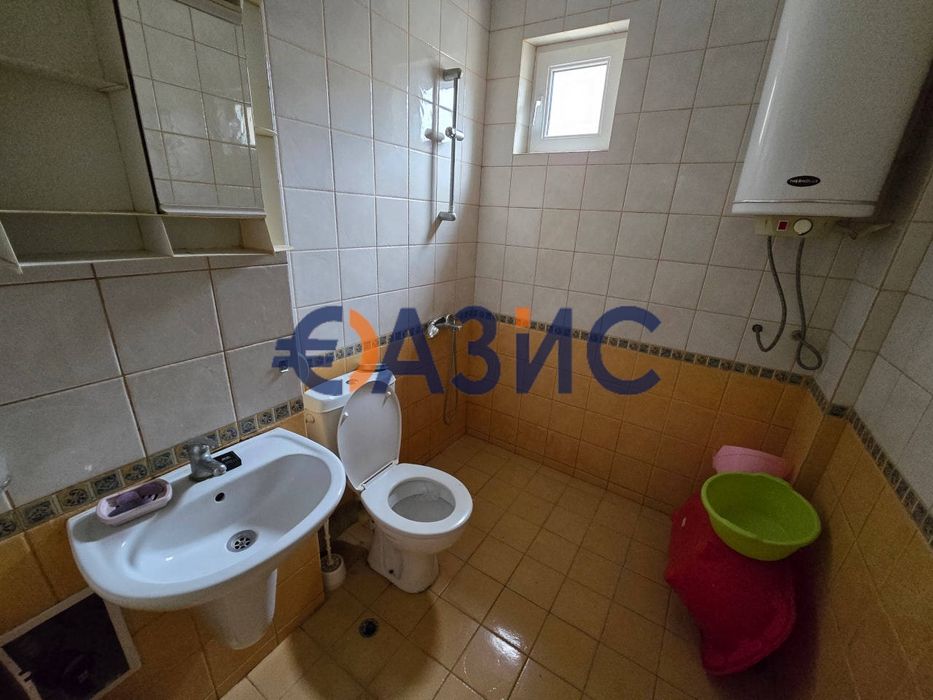 Продава се Двустаен апартамент в к.к. Слънчев бряг - 60 кв.м за 925 €/кв.м - Снимка #3