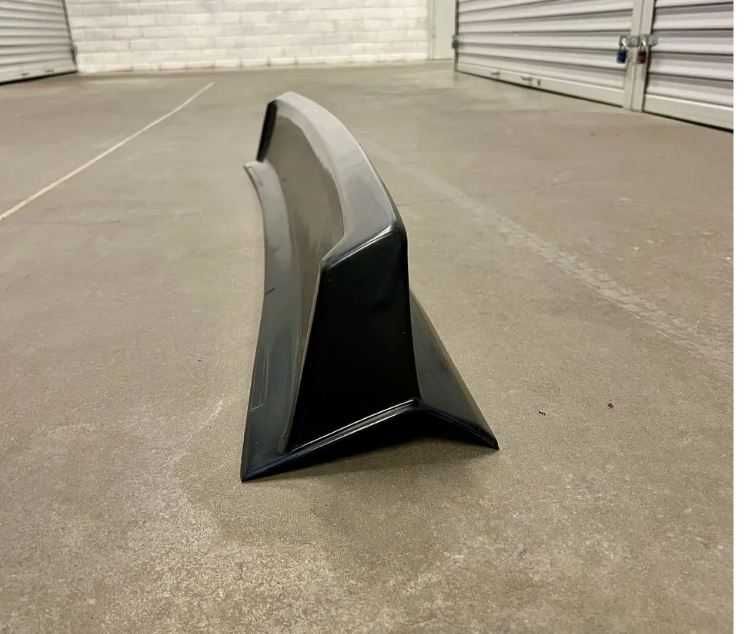 Сенник задно стъкло,Опушени стопове, ,фарове, НИВА, # Лада,