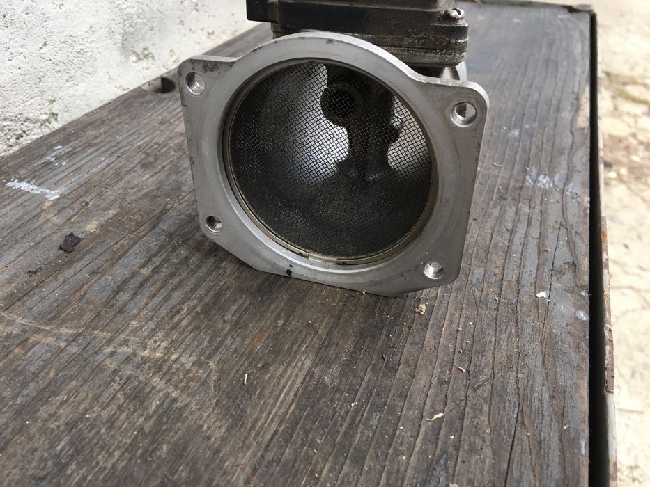 Debitmetru Aer Audi A4 B5 Vw Golf3 037906461B